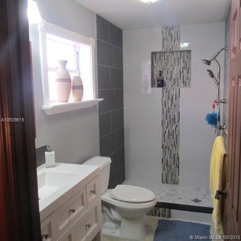 Undisclosed, Hialeah, FL 33018 photo 47