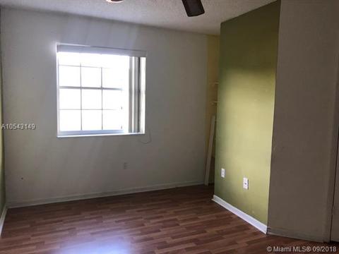 17455 NW 67th Ct #E-17, Hialeah, FL 33015 photo 10