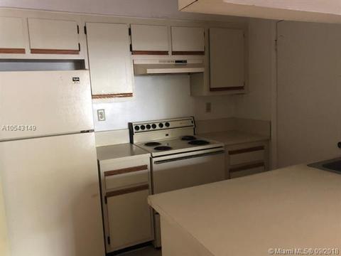 17455 NW 67th Ct #E-17, Hialeah, FL 33015 photo 8