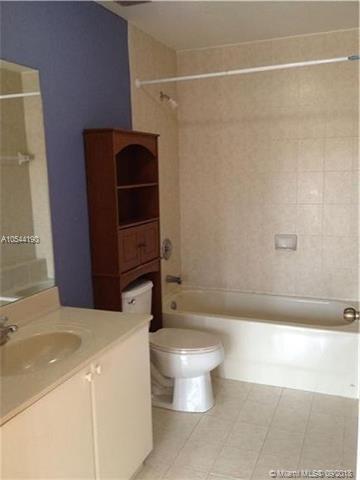 Undisclosed, Hialeah, FL 33015 photo 2
