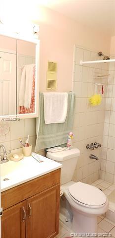 30 E 39th St #326, Hialeah, FL 33013 photo 9