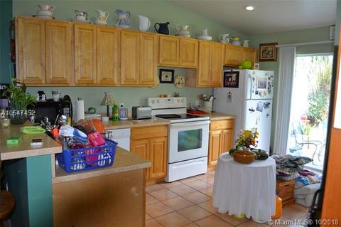 2987 SE Iris St, Stuart, FL 34997 photo 5