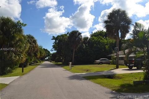 2987 SE Iris St, Stuart, FL 34997 photo 2