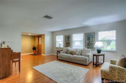 15131 Menteith Pl, Miami Lakes, FL 33016 photo 7