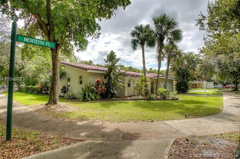 15131 Menteith Pl, Miami Lakes, FL 33016 photo 2