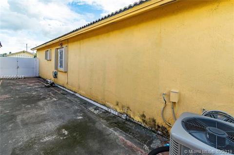 2789 W 68th Pl, Hialeah, FL 33016 photo 27