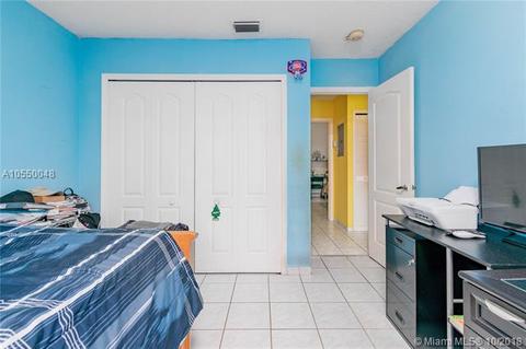 2789 W 68th Pl, Hialeah, FL 33016 photo 14