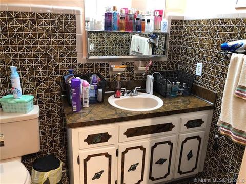 Undisclosed, Hialeah, FL 33010 photo 27