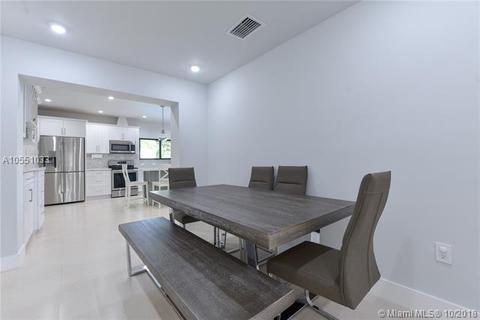 911 E 12th Pl, Hialeah, FL 33010 photo 16
