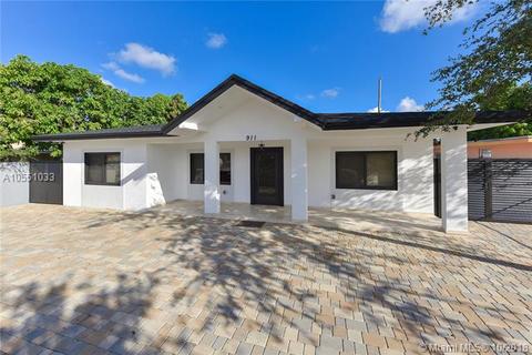 911 E 12th Pl, Hialeah, FL 33010 photo 4