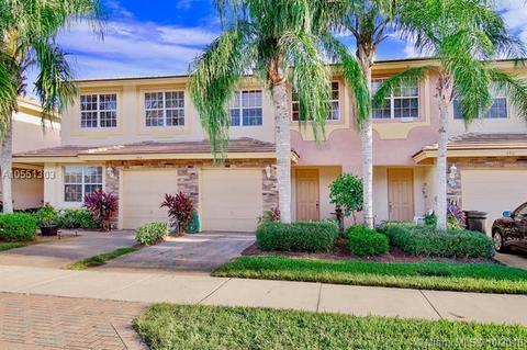 384 SE Bloxham Way, Stuart, FL 34997 photo 1