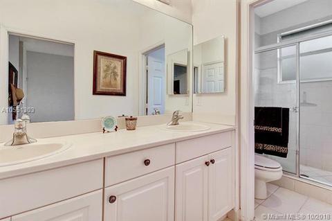 384 SE Bloxham Way, Stuart, FL 34997 photo 14