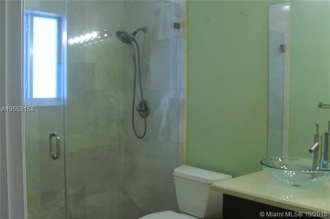 Undisclosed, Miami, FL 33196 photo 15