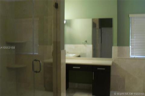 Undisclosed, Miami, FL 33196 photo 19