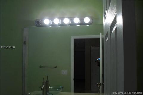 Undisclosed, Miami, FL 33196 photo 14