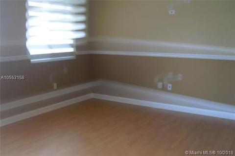 Undisclosed, Miami, FL 33196 photo 21