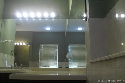 Undisclosed, Miami, FL 33196 photo 25