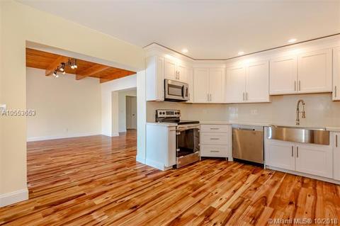 360 SE 1st Ter, Pompano Beach, FL 33060 photo 17
