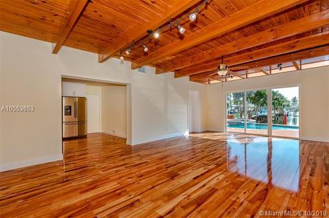360 SE 1st Ter, Pompano Beach, FL 33060 photo 14