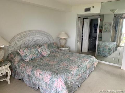 Undisclosed, Surfside, FL 33154 photo 7