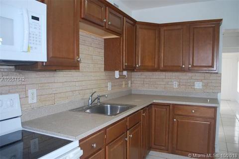 531 E 43rd St, Hialeah, FL 33013 photo 10