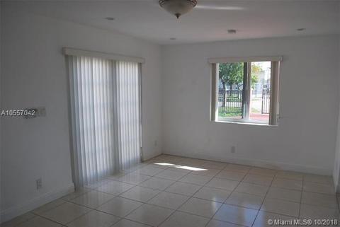 531 E 43rd St, Hialeah, FL 33013 photo 13