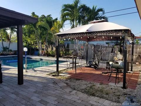 Undisclosed, Miami, FL 33165 photo 6