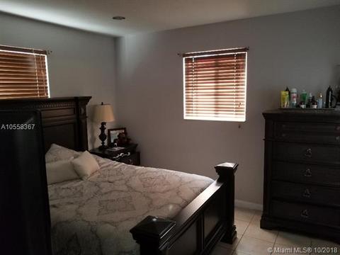 Undisclosed, Miami, FL 33165 photo 13