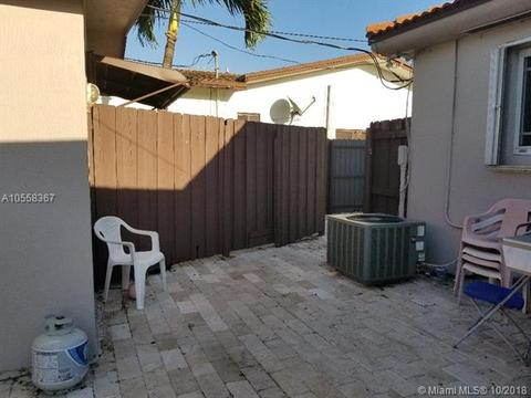 Undisclosed, Miami, FL 33165 photo 20