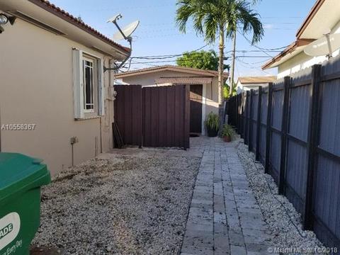 Undisclosed, Miami, FL 33165 photo 2