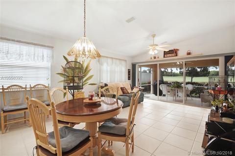 1014 SW Balmoral Trce, Stuart, FL 34997 photo 2