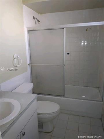 Undisclosed, Hialeah, FL 33014 photo 4