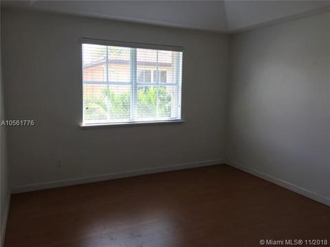 4843 NW 109th Path, Doral, FL 33178 photo 13