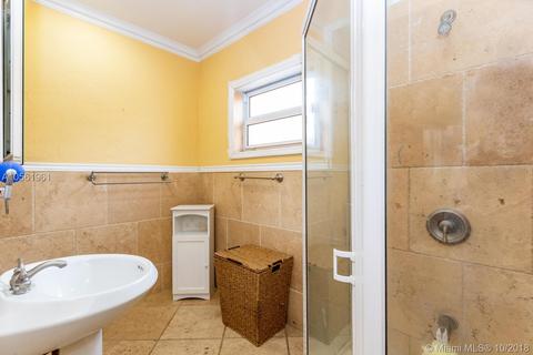 360 E 37th St, Hialeah, FL 33013 photo 36