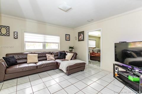 360 E 37th St, Hialeah, FL 33013 photo 58