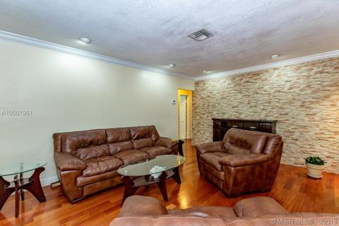 360 E 37th St, Hialeah, FL 33013 photo 18