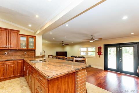 360 E 37th St, Hialeah, FL 33013 photo 24
