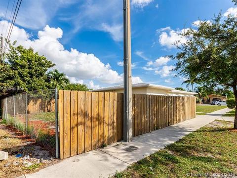 701 E 29th St, Hialeah, FL 33013 photo 54