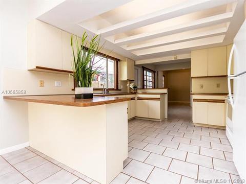 701 E 29th St, Hialeah, FL 33013 photo 15