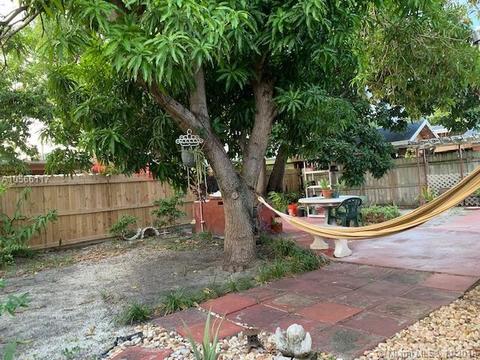 4244 E 10th Ave, Hialeah, FL 33013 photo 6