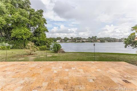 14601 Sabal Dr, Miami Lakes, FL 33014 photo 3