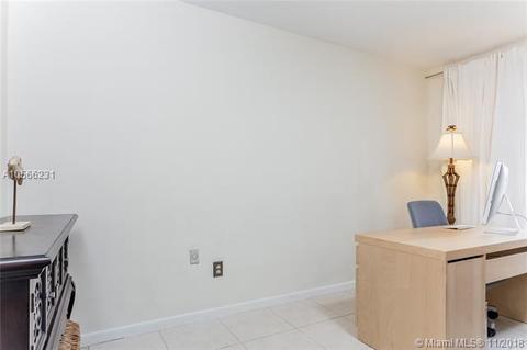14601 Sabal Dr, Miami Lakes, FL 33014 photo 18