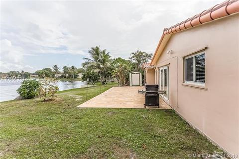 14601 Sabal Dr, Miami Lakes, FL 33014 photo 35