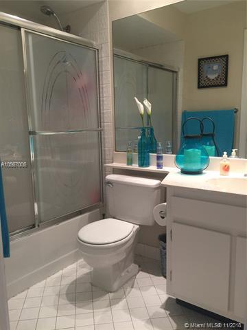 6014 NW 170th Ter, Hialeah, FL 33015 photo 13