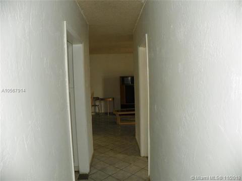 Undisclosed, Hialeah, FL 33013 photo 10
