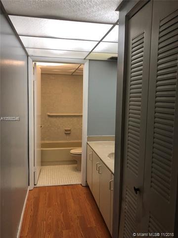 Undisclosed, Miami, FL 33176 photo 21