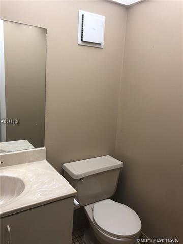 Undisclosed, Miami, FL 33176 photo 16