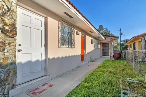470 E 12th St, Hialeah, FL 33010 photo 9