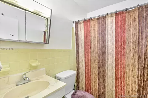 470 E 12th St, Hialeah, FL 33010 photo 8