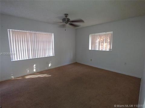 Undisclosed, Miami, FL 33157 photo 8